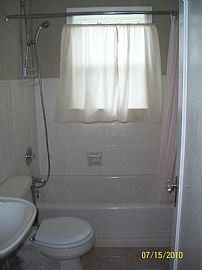 Gorgeous 5 Bedroom Home - Near College Hill! in Wichita, KS (Photo 5 of 8)