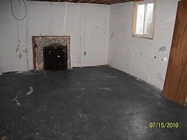 Gorgeous 5 Bedroom Home - Near College Hill! in Wichita, KS (Photo 7 of 8)