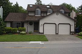 Light-Filled 4 Bedroom Home in Super Location with Private Park in Mukilteo, WA