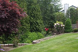 Light-Filled 4 Bedroom Home in Super Location with Private Park in Mukilteo, WA (Photo 3 of 6)