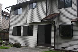 Light-Filled 4 Bedroom Home in Super Location with Private Park in Mukilteo, WA (Photo 4 of 6)