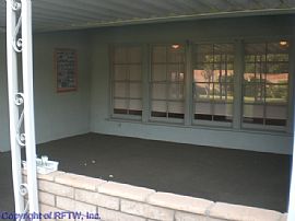 Outstanding 2 Bedroom Home with New Kitchen  in Riverside, CA (Photo 8 of 10)