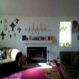 Ideal 4 Bedroom Home with Large Bonus Room in Moreno Valley, CA (Photo 3 of 4)