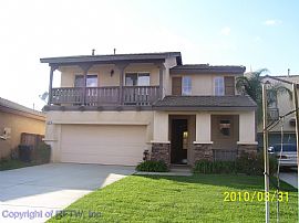 Sensational 3 Bedroom Home in Newer area of Perris in Perris, CA