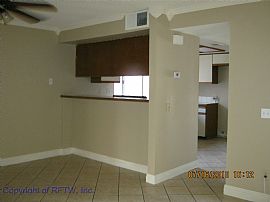Impeccable 3 Br, 2.5 Ba Home Plus Den with Large Backyard in Moreno Valley, CA (Photo 3 of 9)