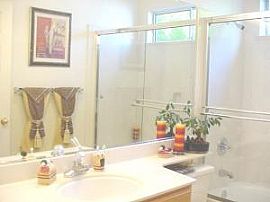 10 yrs old 2 stories beautiful home in San Jose, CA (Photo 5 of 6)