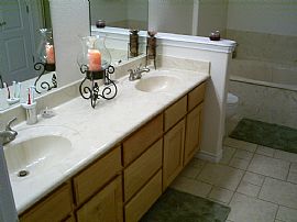 Beautiful 4 Bedroom Home - Close to Ft. Hood in Nolanville, TX (Photo 4 of 6)