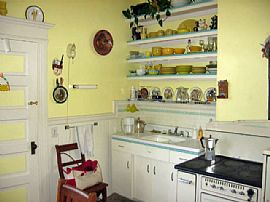 Unique Edwardian Flat Location Usf Ucsf 2000 Sq Ft + Garage in San Francisco, CA (Photo 7 of 12)