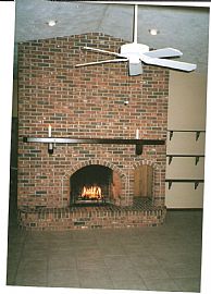 4 Bed Room 2 Bath Brick Home with Lake View and Pool/hot Tub in Eustis, FL (Photo 4 of 12)