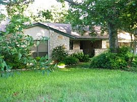 4 Bedroom Family Home 2 Car Garage in Austin, TX