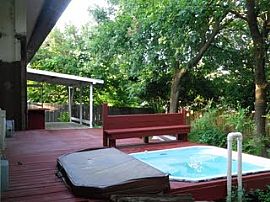 4 Bedroom Family Home 2 Car Garage in Austin, TX (Photo 2 of 10)