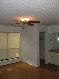 4 Bedroom Family Home 2 Car Garage in Austin, TX (Photo 7 of 10)