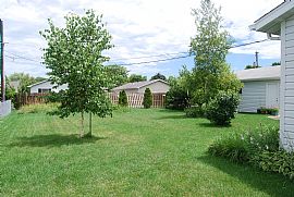 Cute and Charming 3 Bedroom Home on North Side in Kenosha, WI (Photo 5 of 5)