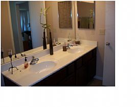 Spacious 1 Bedroom Condo with Spectacular View in Phoenix, AZ (Photo 11 of 11)