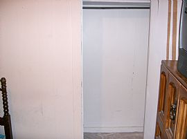 Furnished 1 Room For Rent in Private Home with Internet Access in East Alton, IL (Photo 2 of 3)