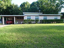Westside Home Near Downtown and Nas Jax in Jacksonville, FL (Photo 6 of 6)