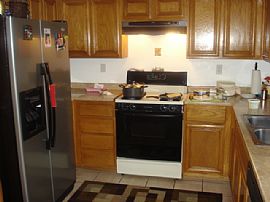 4br - Brookside Gated Community House in Stockton, CA (Photo 2 of 5)