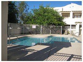 High Quality 3 Bedroom Home with Washer Included in Tempe, AZ