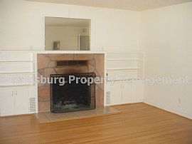 Lovely Older Home with Front Porch and Garden in Healdsburg  in Healdsburg, CA (Photo 2 of 4)