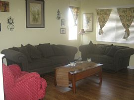 Beautiful 3 Bedroom Home Near Johnathan in Adelanto, CA (Photo 4 of 5)