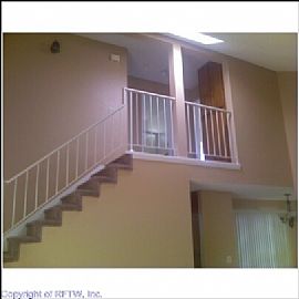 Quaint 2 Story, 3 Bedroom Home with Fireplace
 in Moreno Valley, CA (Photo 3 of 11)