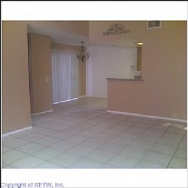 Quaint 2 Story, 3 Bedroom Home with Fireplace
 in Moreno Valley, CA (Photo 7 of 11)