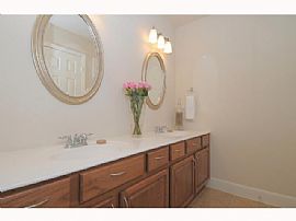 Beautiful 4 Bedroom Home in Gorgeous Bella Vista!  in Cedar Park, TX (Photo 11 of 12)