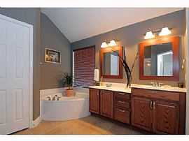 Beautiful 4 Bedroom Home in Gorgeous Bella Vista!  in Cedar Park, TX (Photo 7 of 12)