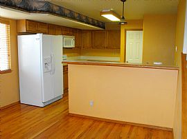 Large 4 Bedroom Home Near Ft. Carson and Shopping  in Fountain, CO (Photo 4 of 12)