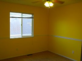 Large 4 Bedroom Home Near Ft. Carson and Shopping  in Fountain, CO (Photo 8 of 12)