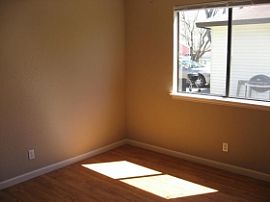 Updated Single Family Home in Great Location in Round Rock, TX (Photo 5 of 7)