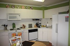 Cozy 2/2.5 Dadeland Cove Townhouse in Kendall, FL (Photo 2 of 12)