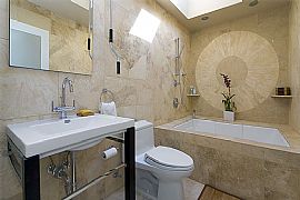 4br/3.5bath Condo 2 Car Parking Sweeping Views (noe Valley)  in San Francisco, CA (Photo 11 of 11)