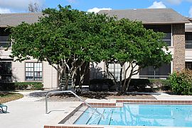 The Oaks of Lakebridge in Ormond Beach, FL (Photo 1 of 7)