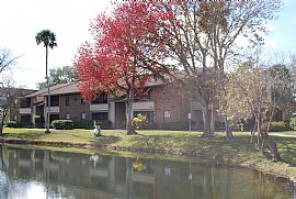 The Oaks of Lakebridge in Ormond Beach, FL (Photo 2 of 7)