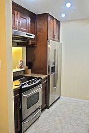  Superb Townhome in South Austin Owner Finance Now!   in Austin, TX (Photo 5 of 10)
