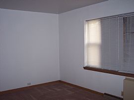 Spacious 2 Bedroom Apartments - Available Now in Milwaukee, WI (Photo 6 of 7)