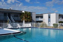 Sharp 2 Bedroom Apartment at Marina Vista Apartments in Daytona Beach, FL (Photo 7 of 7)