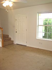 Spacious 4 Bedroom Home in Leander ISD – Owner Finance  in Leander, TX (Photo 2 of 8)