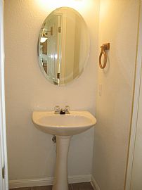 Spacious 4 Bedroom Home in Leander ISD – Owner Finance  in Leander, TX (Photo 6 of 8)