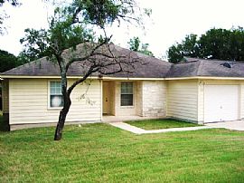 Cozy 3 Bedroom Home -   Owner Financed - Under $1,000! in Cedar Creek, TX