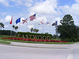 Pristine 4 Bedroom Home with 2 Car Garage Golf Community in Alafaya, FL (Photo 2 of 3)