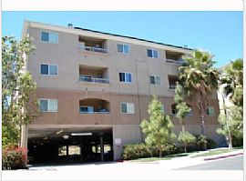 Spacious 2 Dual Master Bedroom Condo with Upgraded Carpet in San Diego, CA
