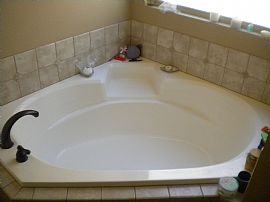 Exceptional 3 Bedroom Home - Near Downtown Eagle in Eagle, ID (Photo 8 of 9)