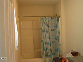 2004 Built 3br 2.5 Ba Single Family House in Naugatuck, CT (Photo 10 of 11)