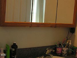 2004 Built 3br 2.5 Ba Single Family House in Naugatuck, CT (Photo 11 of 11)