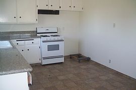 Spacious 2 Bedroom Duplex Apartment with Custom Paint in Upland, CA (Photo 8 of 10)