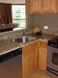 Adorable 1 Bedroom Apartment in West Loop in Chicago, IL (Photo 3 of 5)