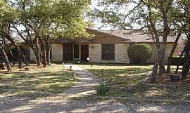 4/3/2 - 1 Acre - Close in Country Living in Willow Park, TX