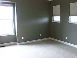 Three Bedroom Stapleton Single Family in Denver, CO (Photo 6 of 9)